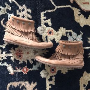 Minnetonka mocc. Booties!